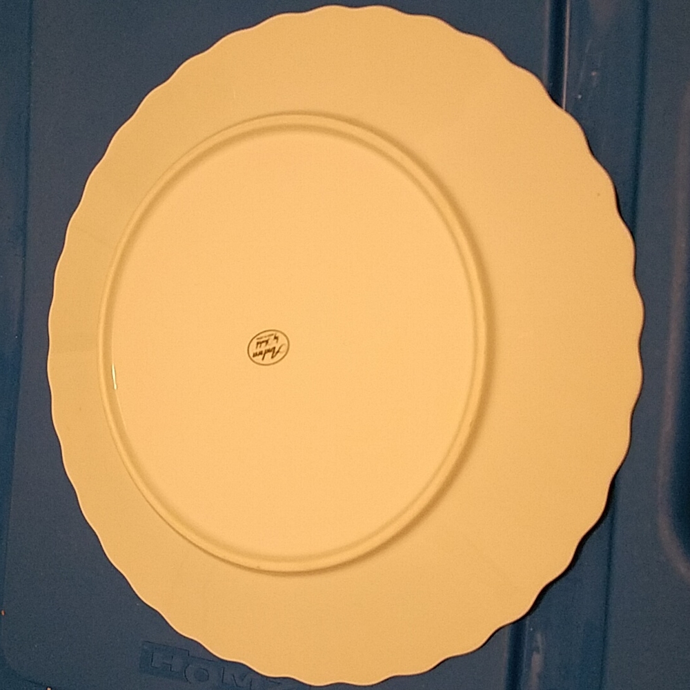 Cake Plate - Picture 2 of 3